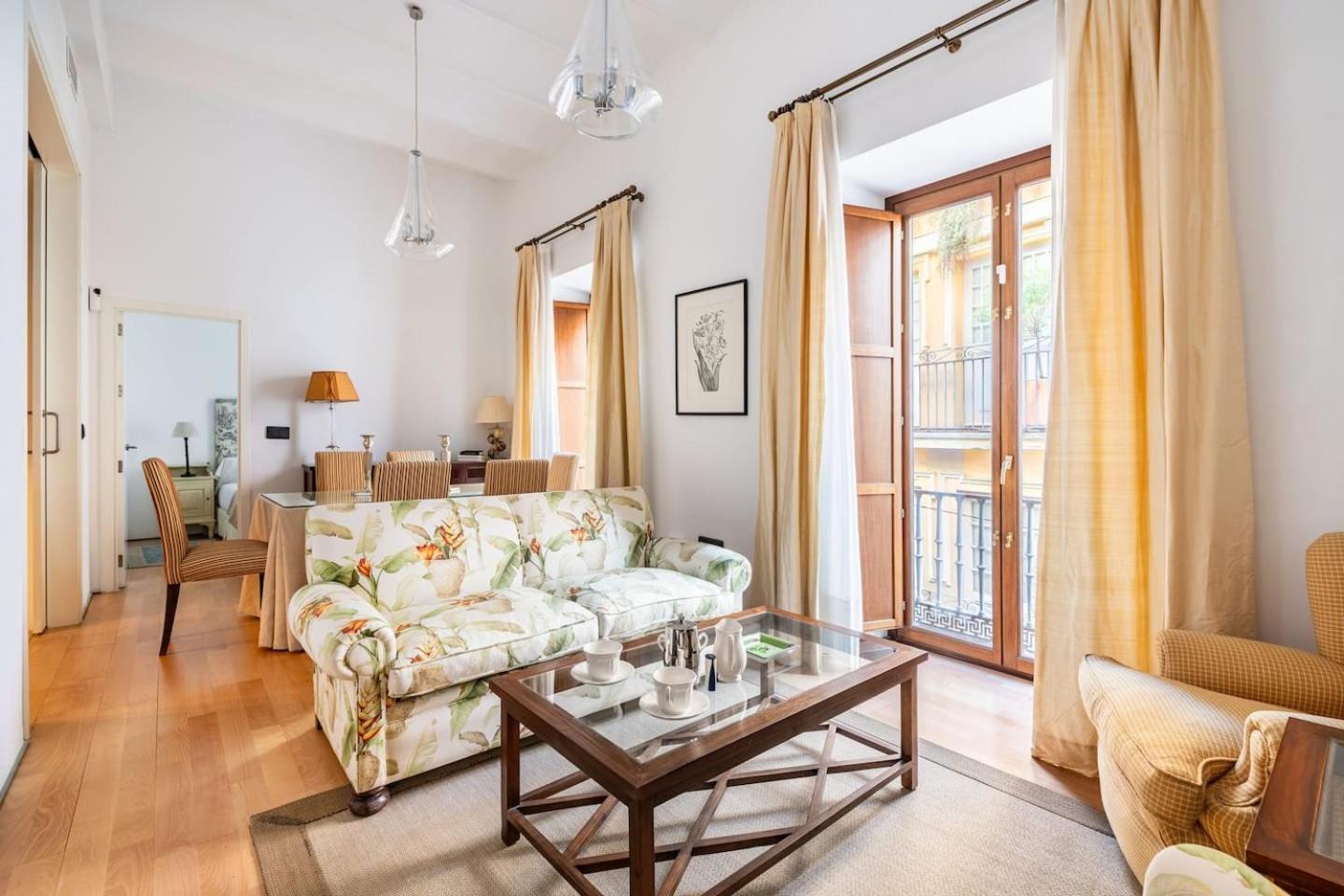 Komodo Sierpes: Bright & Classy Central Apartment Siviglia Esterno foto