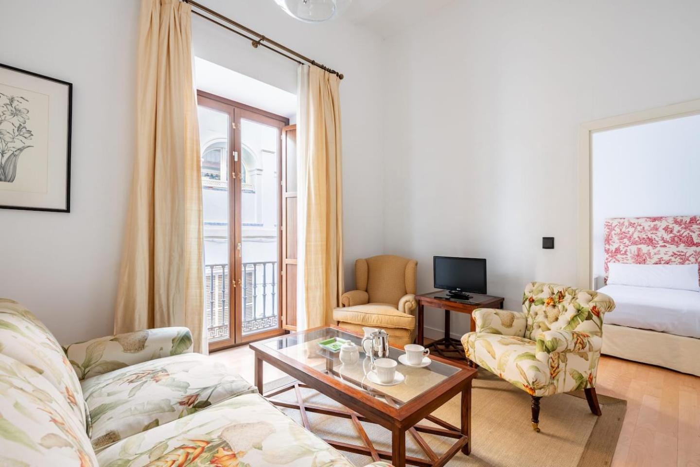 Komodo Sierpes: Bright & Classy Central Apartment Siviglia Esterno foto