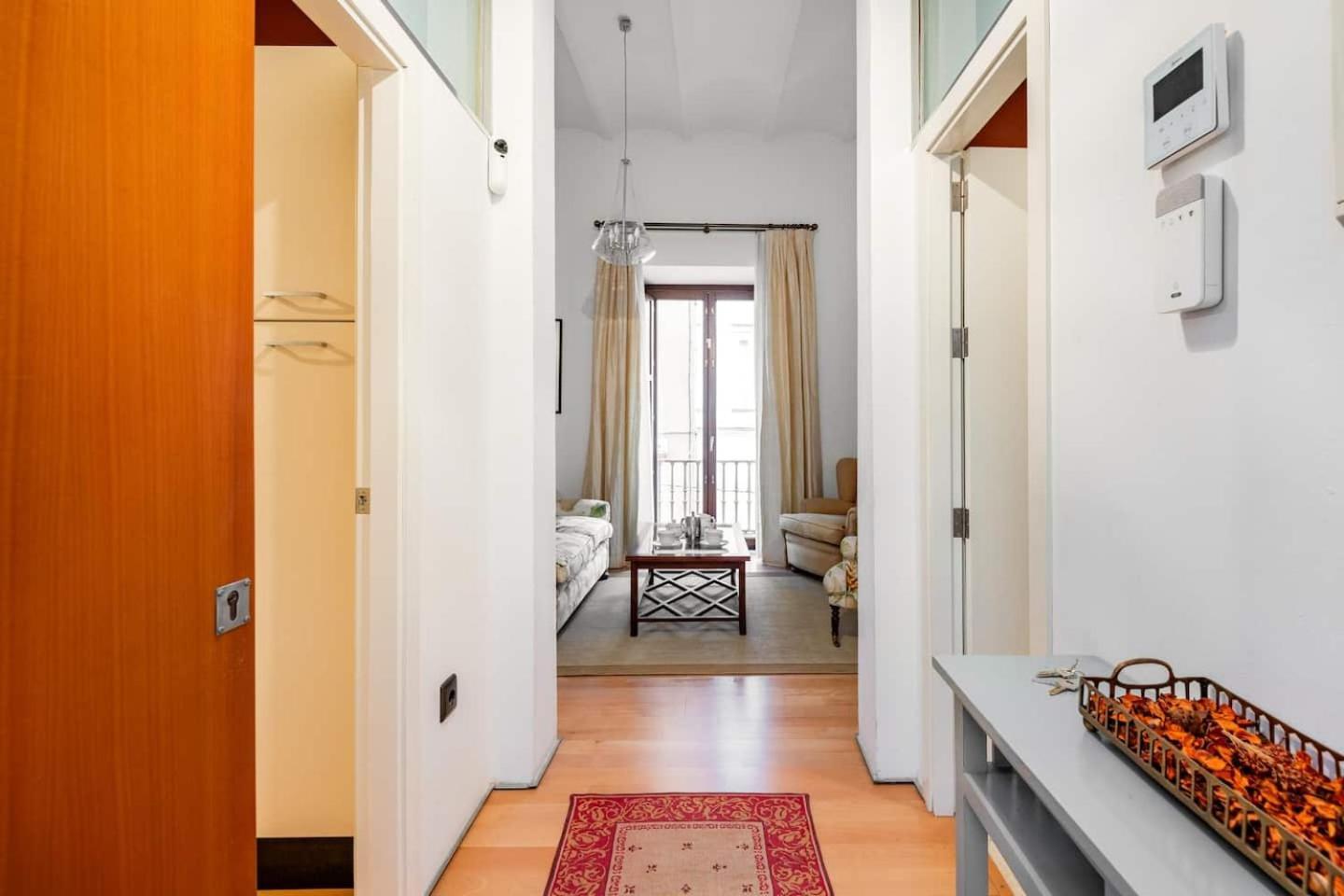 Komodo Sierpes: Bright & Classy Central Apartment Siviglia Esterno foto