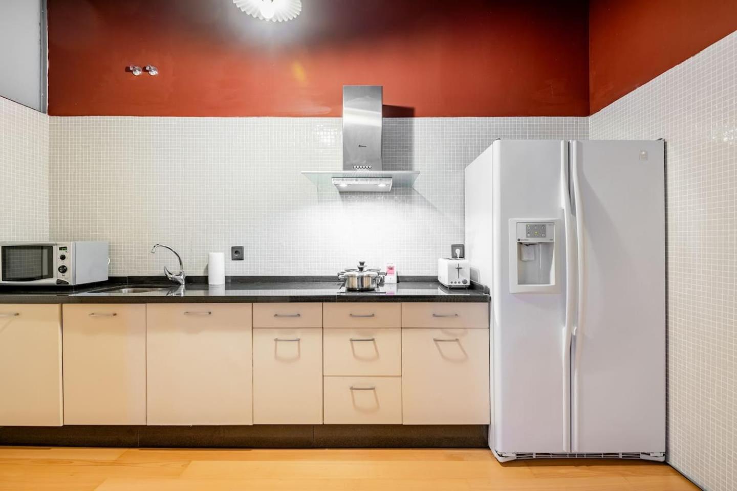 Komodo Sierpes: Bright & Classy Central Apartment Siviglia Esterno foto